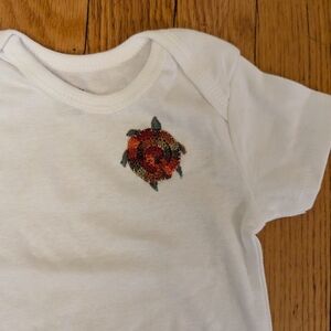 Gerber White Tee with Colorful Turtle Embroidery